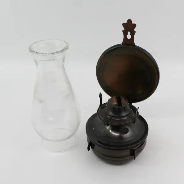 Lot of 2 Kaadan Ltd Bronze Tone Metal Kerosene Lamps Reflector Chimneys