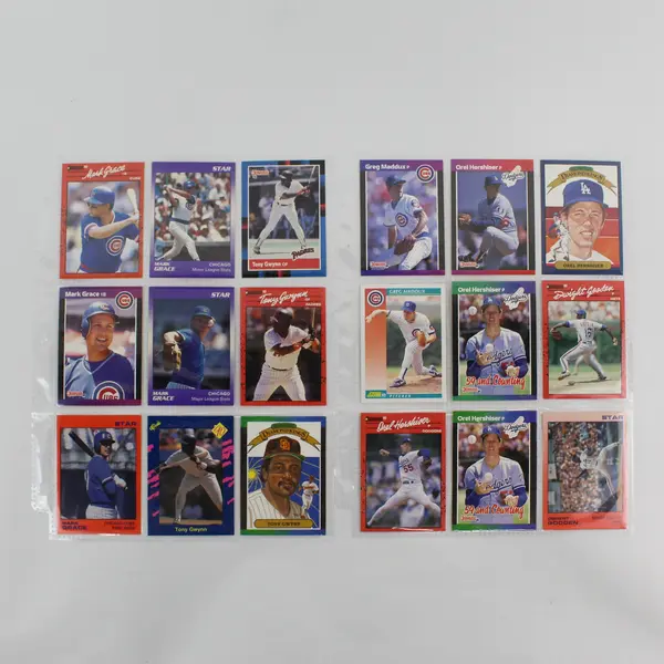 Mixed Lot of 18 Vintage National League Baseball Trading Cards 1986-1992
