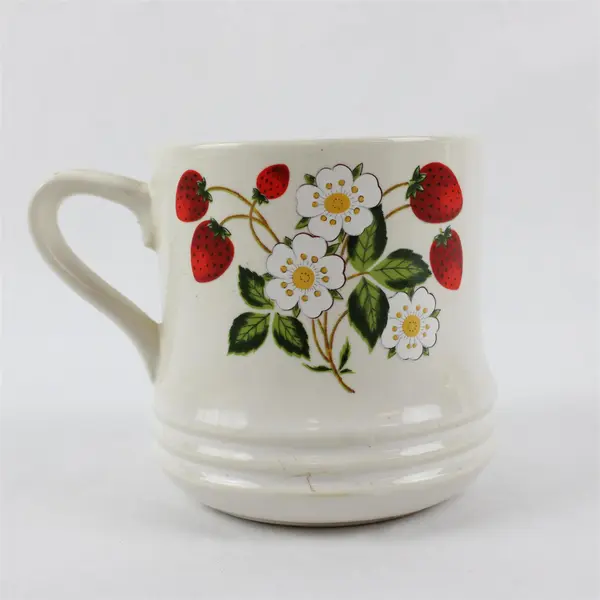 Sheffield Strawberries N Cream Coffee Mugs 12oz Set of 4