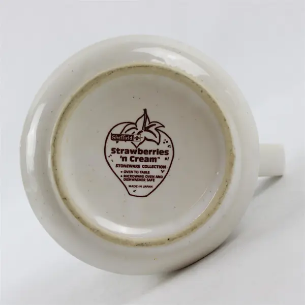 Sheffield Strawberries N Cream Coffee Mugs 12oz Set of 4