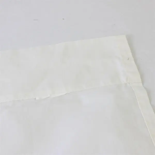 Set of 2 Green Floral Embroidered White Scalloped Edge Curtains 30" x 35"