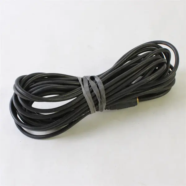 Lot of 2 RadioShack 3.5mm Audio Extension RCA Composite AV Cables 
