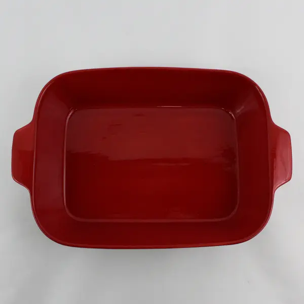 Gibson Overseas Peanuts Let It Snow Casserole Dish