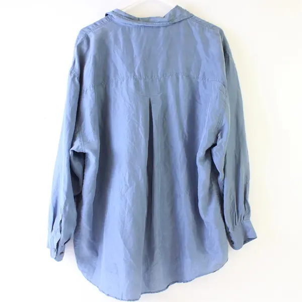 VTG Compagnie Internationale Express Blue Silk Button-Up Women's Medium FLAWED