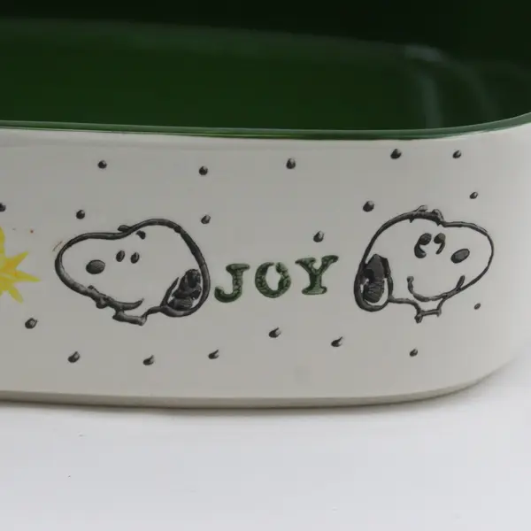 Gibson Overseas Peanuts Joy Square Casserole Dish