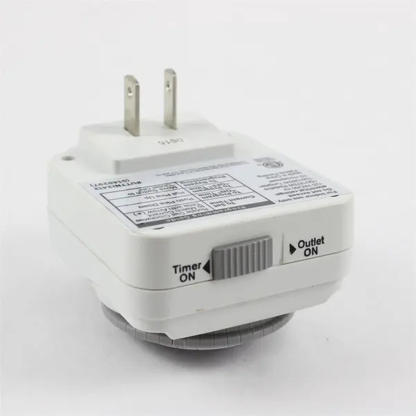 UTTNI2412 Indoor Plug-In Electromechanical Timer Used Untested