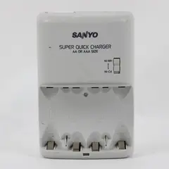 Sanyo NC-MQH01U Super Quick Battery Charger AA AAA Ni-MH Ni-Cd Gray