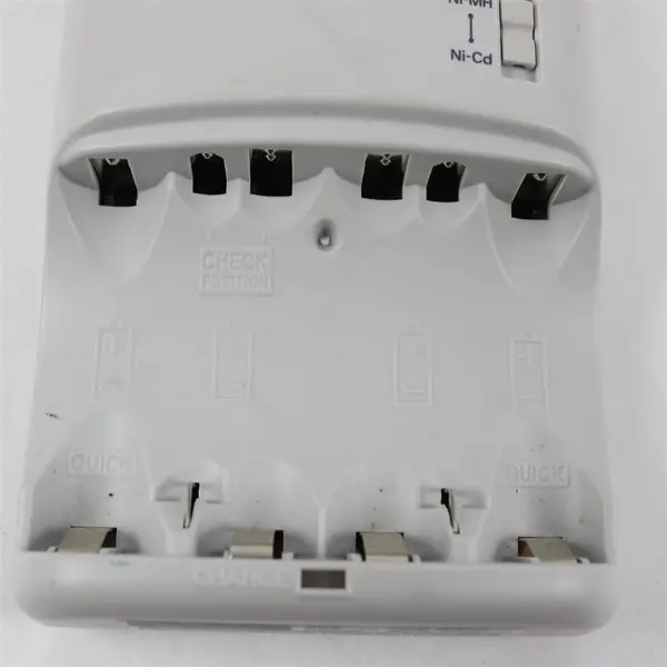 Sanyo NC-MQH01U Super Quick Battery Charger AA AAA Ni-MH Ni-Cd Gray