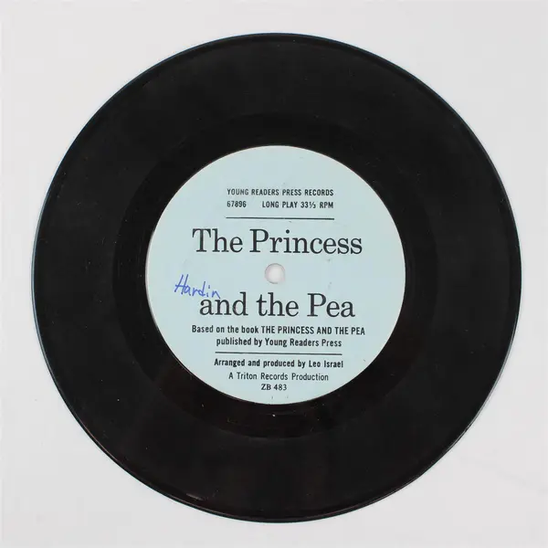 Young Readers Press Trudy Warner Princess and the Pea/Henny-Penny 7in Record