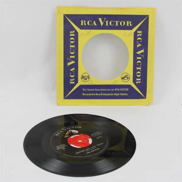 The Browns Heaven Fell Last Night / The Three Bells RCA Victor 47-7555 7" 45