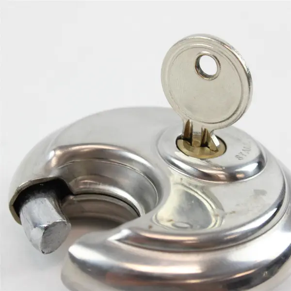 Chateau Security Systems Stainless Steel Keyed Padlock w/ 1 Key Used