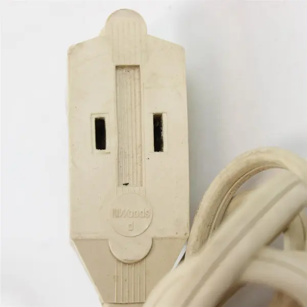 Woods Off White Compact Pre-Owned Extension Cord