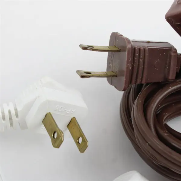 Lot of 2 APOLLO Triple Outlet Extension Cords Used