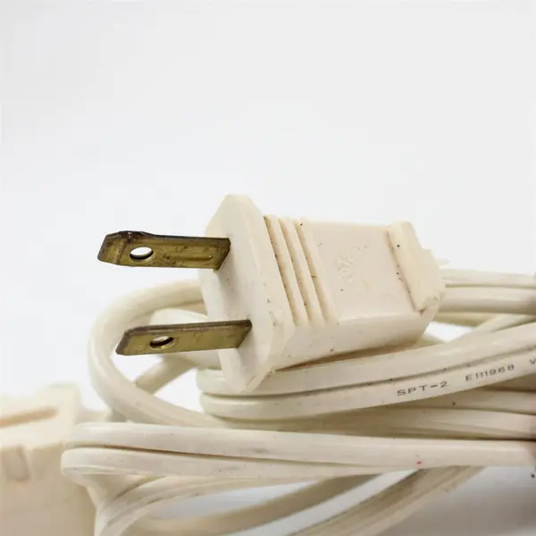 Lot of 2 White Extension Cords Used Home Office Workshop