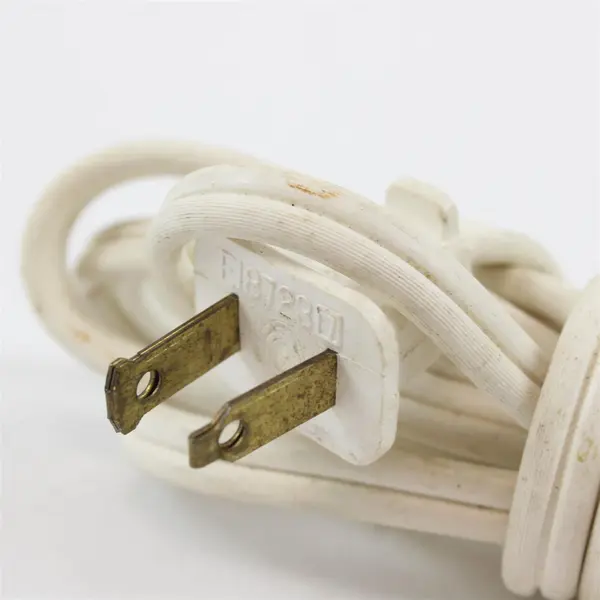 Lot of 2 White Extension Cords Used Home Workshop Power Cords
