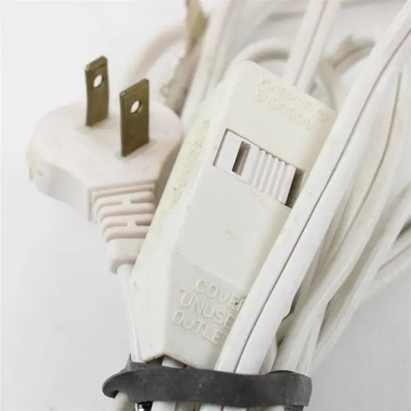 Lot of 2 White Extension Cords Used Home Workshop Power Cords