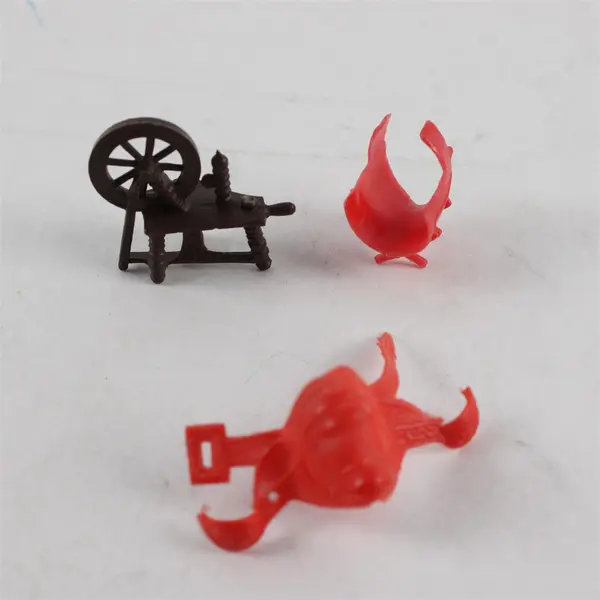 Mixed Lot of 15 Vtg 1950's Marx Sears Heritage Fort Apache Playset Pieces  