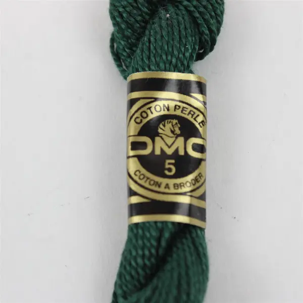 DMC Embroidery Thread Lot of 6 Skeins Size 3 5 Laine Tapisserie