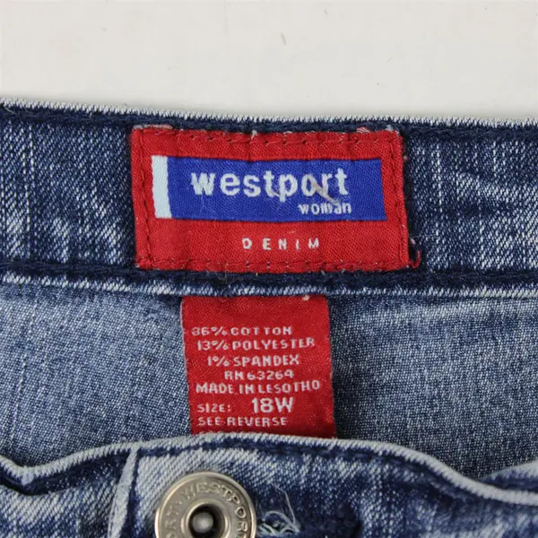 Vintage 90s Westport Denim Women's 18W Med Wash Relaxed Fit Tapered Leg Jeans