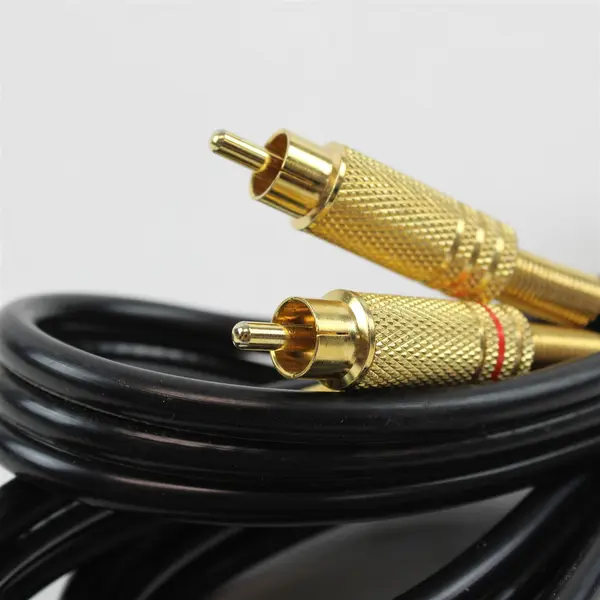 Black RCA Male-to-Male Stereo Audio Cable Gold-Plated Used Untested