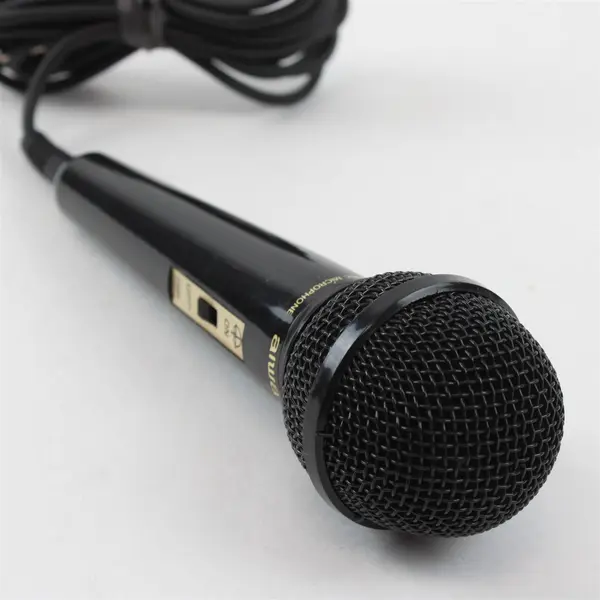 AIWA DM-H15 IMP 600 Cardioid Dynamic Microphone