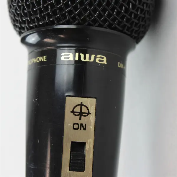 AIWA DM-H15 IMP 600 Cardioid Dynamic Microphone