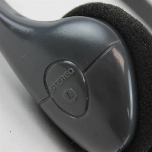 Lightweight Gray Wired On-Ear Headphones Foam Earpads Untested