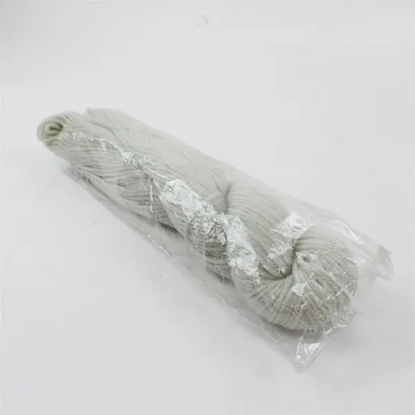 Broder Medicis 2-Skein Yarn Lot White Gray New