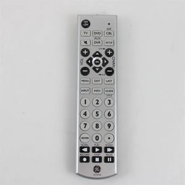 GE 4-Device Universal Remote in Silver Tested for Power On