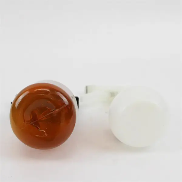 The Bottle Crew Lot of 2 8oz Spray Bottles Amber White Translucent