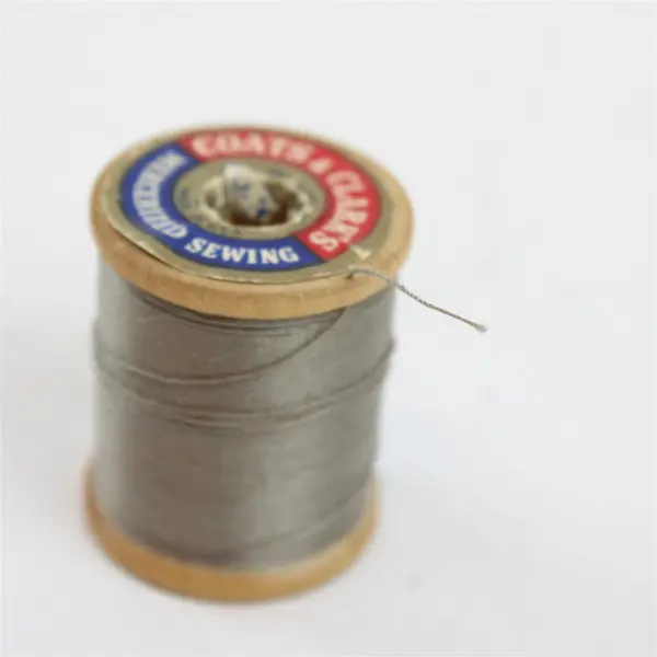 Lot of 8 Coats & Clark's Thread Spools Assorted Colors
