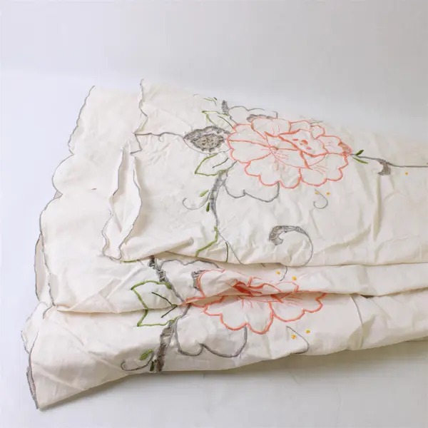 Vintage 13-Piece Off-White Floral Embroidered 80in Round Table Linen Set