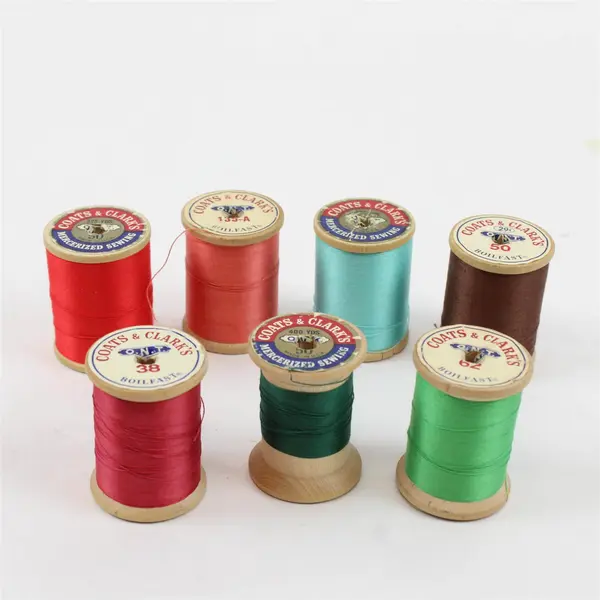 Lot of 7 Coats & Clarks Sewing Thread Spools Assorted Colors