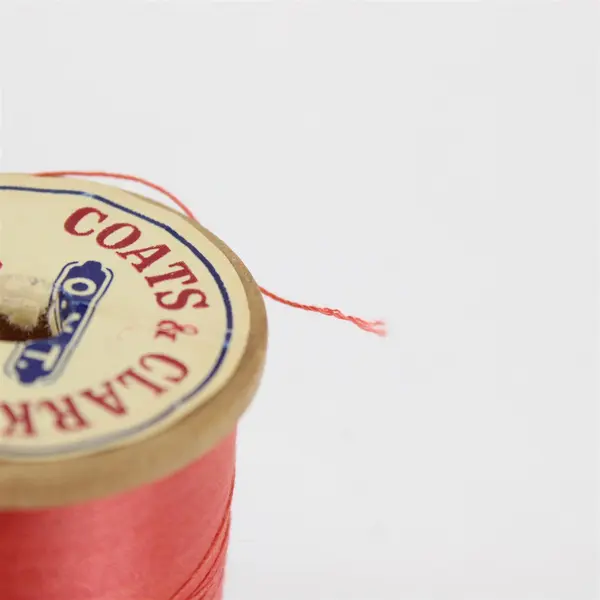 Lot of 7 Coats & Clarks Sewing Thread Spools Assorted Colors