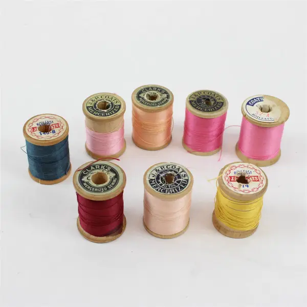 Lot of 8 Coats J&P Coats Clark's Assorted Sewing Thread Spools