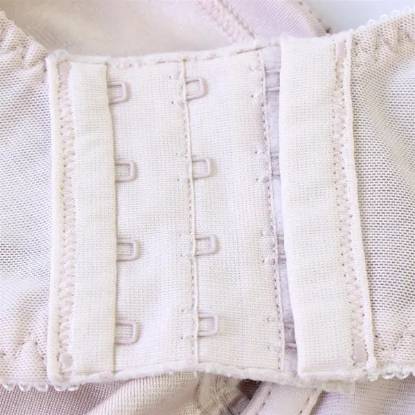 Bali Beige on Beige Paisley Unlined Underwired Bra Women's Size 42D