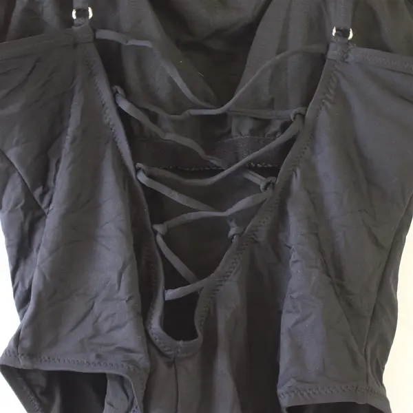 Shade & Shore Solid Black Lace-Up Back One-Piece Swimsuit Women's Large