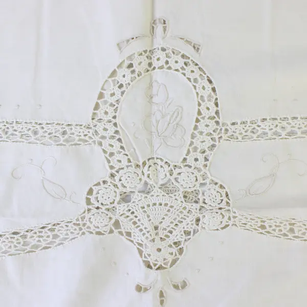 Vintage Floral Embroidered Cutwork Off-White Tablecloth 48" x 65"