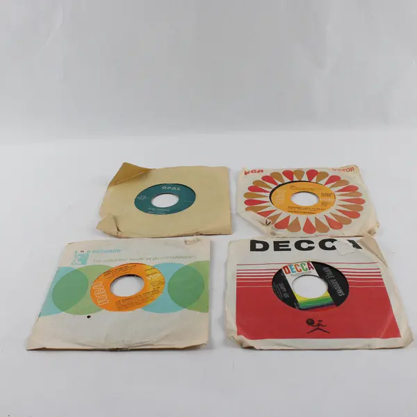 Lot of 4 Vintage 7" 45 RPM Singles RCA Victor Decca Opal Sleeves