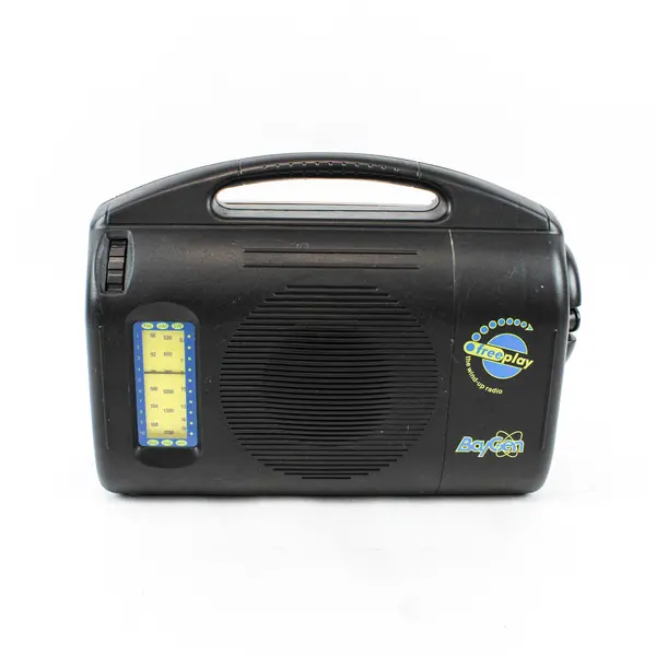 BayGen Freeplay Hand-Crank SW/AM/FM Emergency Shortwave Radio No Cord