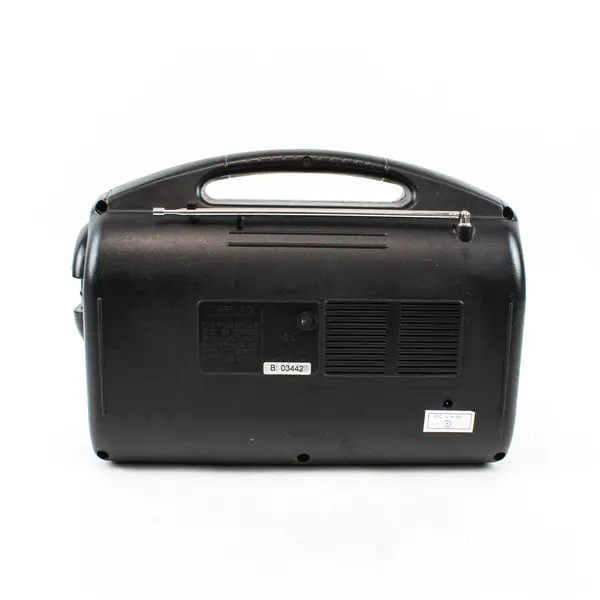 BayGen Freeplay Hand-Crank SW/AM/FM Emergency Shortwave Radio No Cord