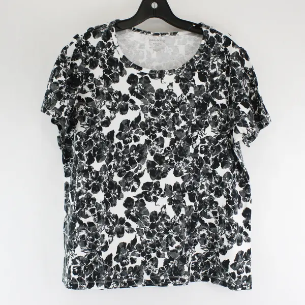 White Stag Women's Short Sleeve Black and White Floral T-Shirt 2XL 