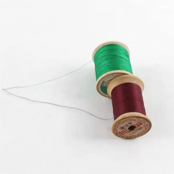 Lot of 5 Coats & Clarks Sewing Thread Spools Assorted Colors