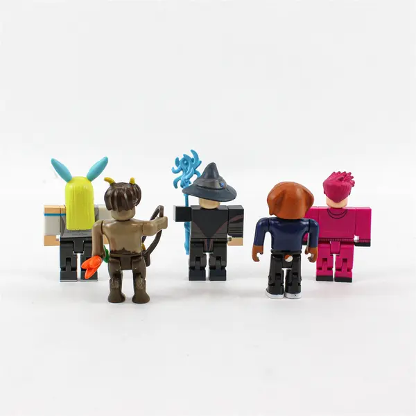 Lot of 5 Jazwares Roblox Figures No Code