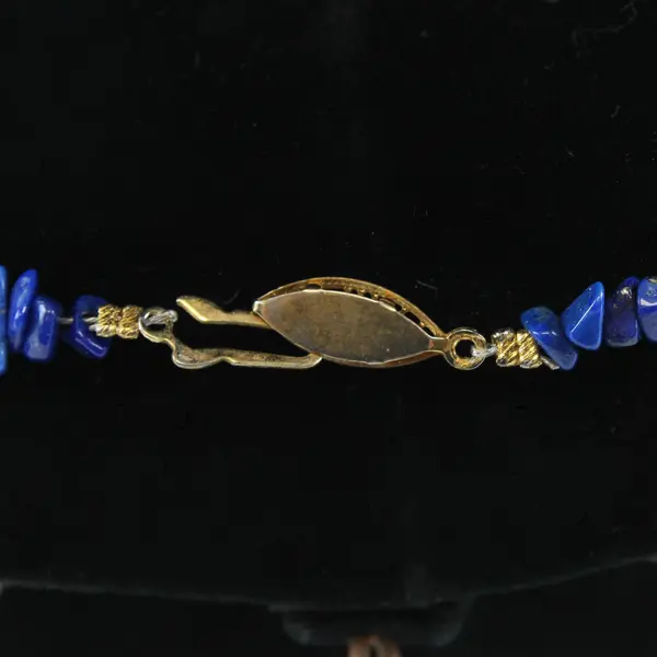 Vintage Lapis Lazuli Chip Beaded Necklace 17"