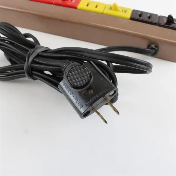Vintage 4 Outlet Power Strip with Separate On/Off Switches Metal