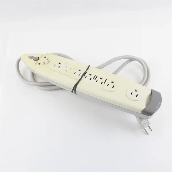 Belkin SurgeMaster F9H710-06 Surge Protector Power Strip