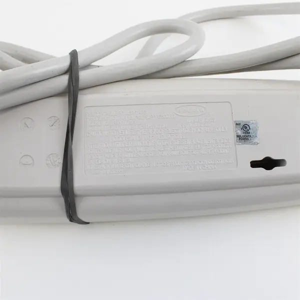 Belkin SurgeMaster F9H710-06 Surge Protector Power Strip