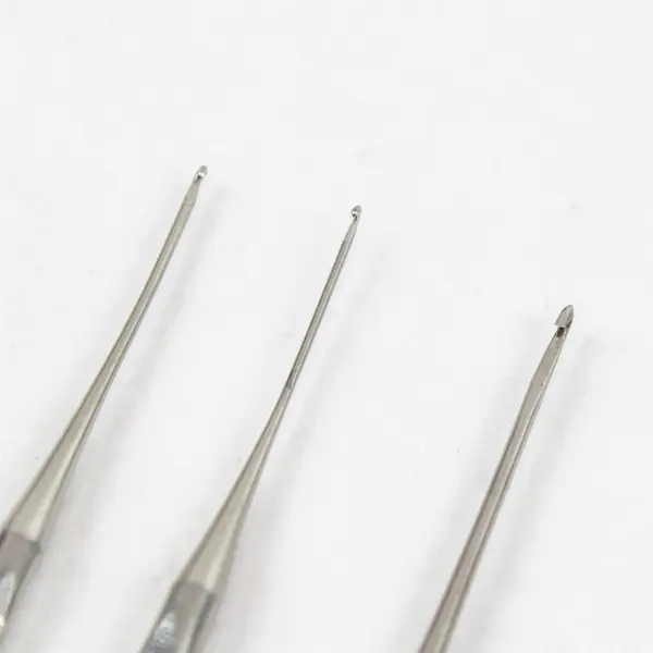 Lot of 3 Boye Crochet Hooks Size 13 14 Star 4