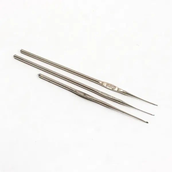 Lot of 3 Boye Crochet Hooks Size 13 14 Star 4